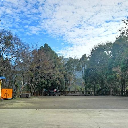 Lu-Lin B&B Wufeng  Buitenkant foto