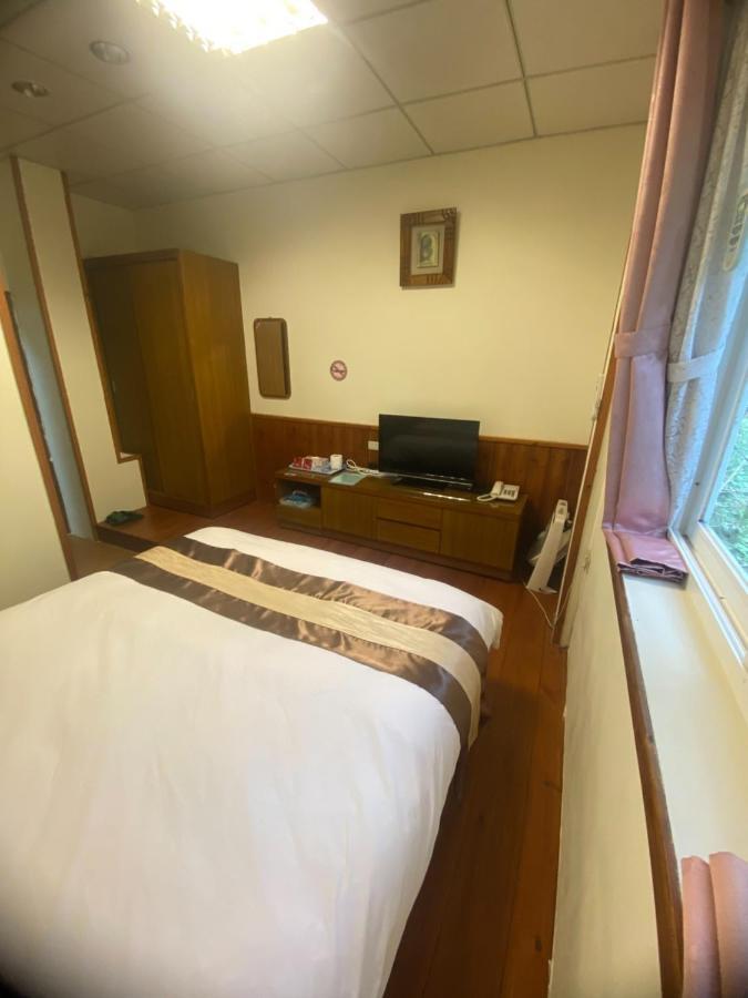 Lu-Lin B&B Wufeng  Buitenkant foto
