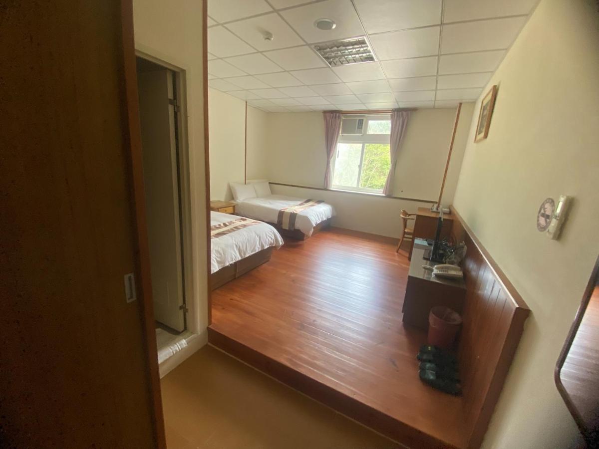 Lu-Lin B&B Wufeng  Buitenkant foto