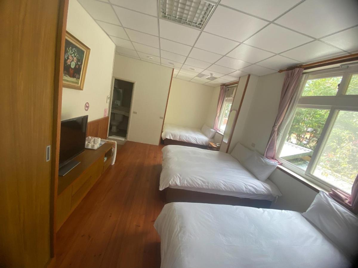 Lu-Lin B&B Wufeng  Buitenkant foto