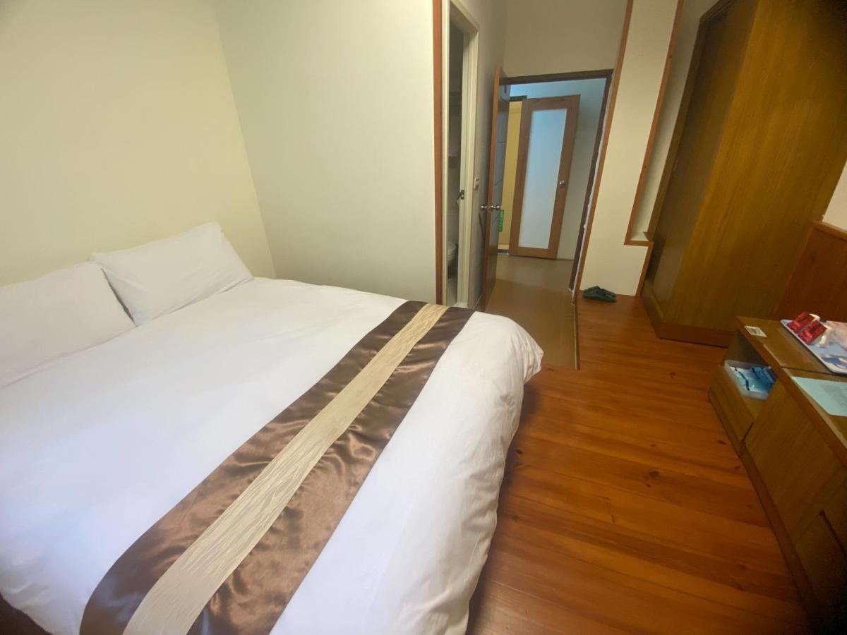 Lu-Lin B&B Wufeng  Buitenkant foto